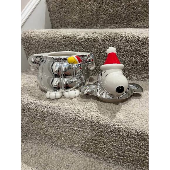 Peanuts Snoopy Silver Puffer Cookie Jar - BRAND NEW - Picture 5 of 5